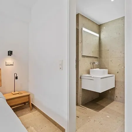 Clausen Serenity Cozy Apt *