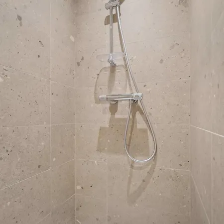 Daire Clausen Serenity Cozy *